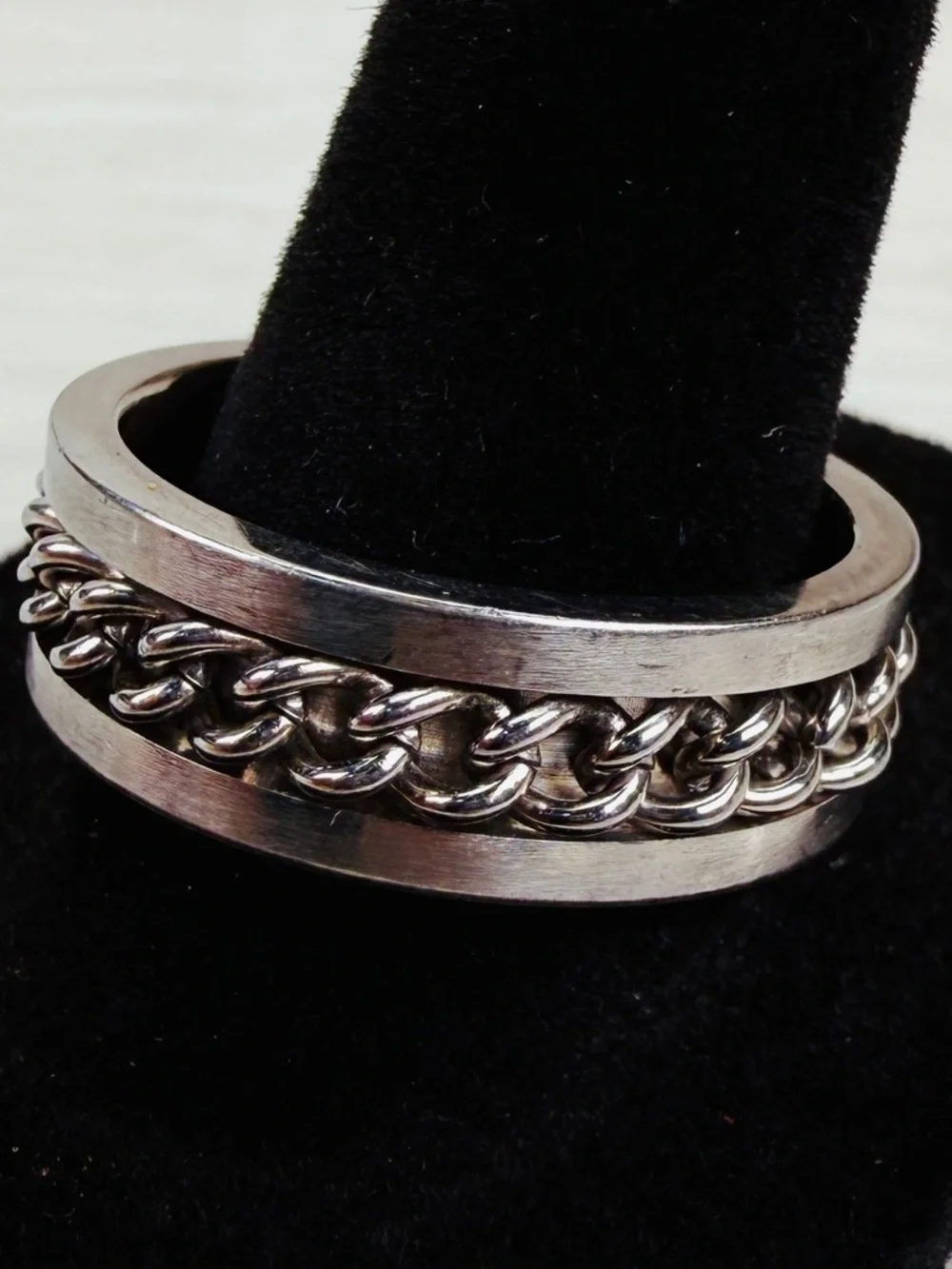 Silvertone Chain Detail Wide Band Ring Size 11 Modern Statement